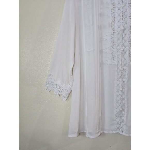 Mazik Pintuck White Blouse Womens Size Large Eyelet Embroidered Button Up Top - Picture 5 of 10
